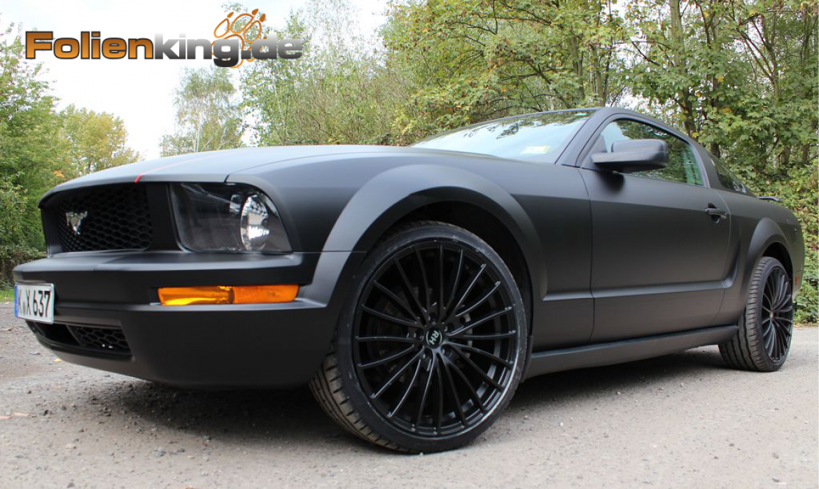 Ford Mustang Vollfolierung In Schwarz Matt Und Carbonfolie Folienking
