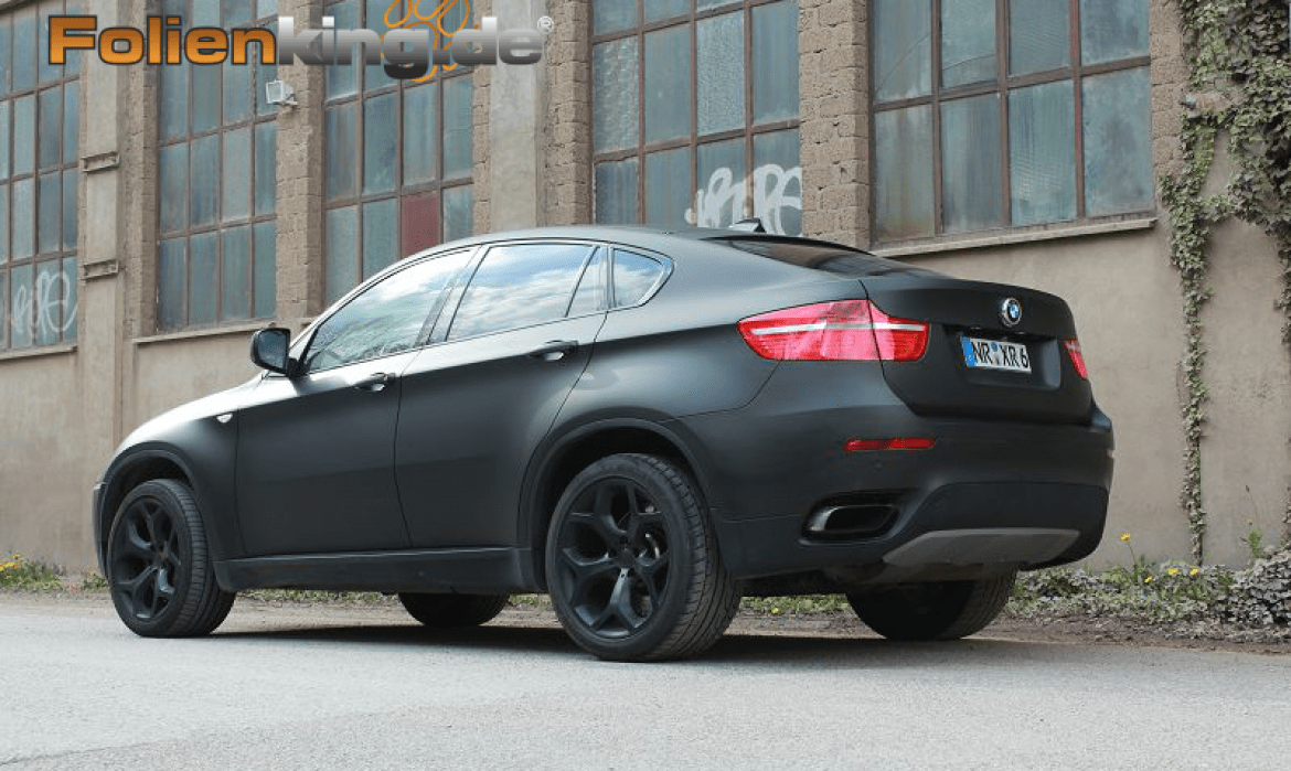 Felgen Folieren BMW X6 M mit Foliatec Sprühfolie Schwarz Matt 