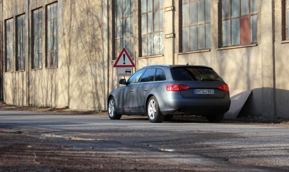 Audi A4 8K Grau matt metallik - Folierung und Scheibentönung in Köln Bonn 
